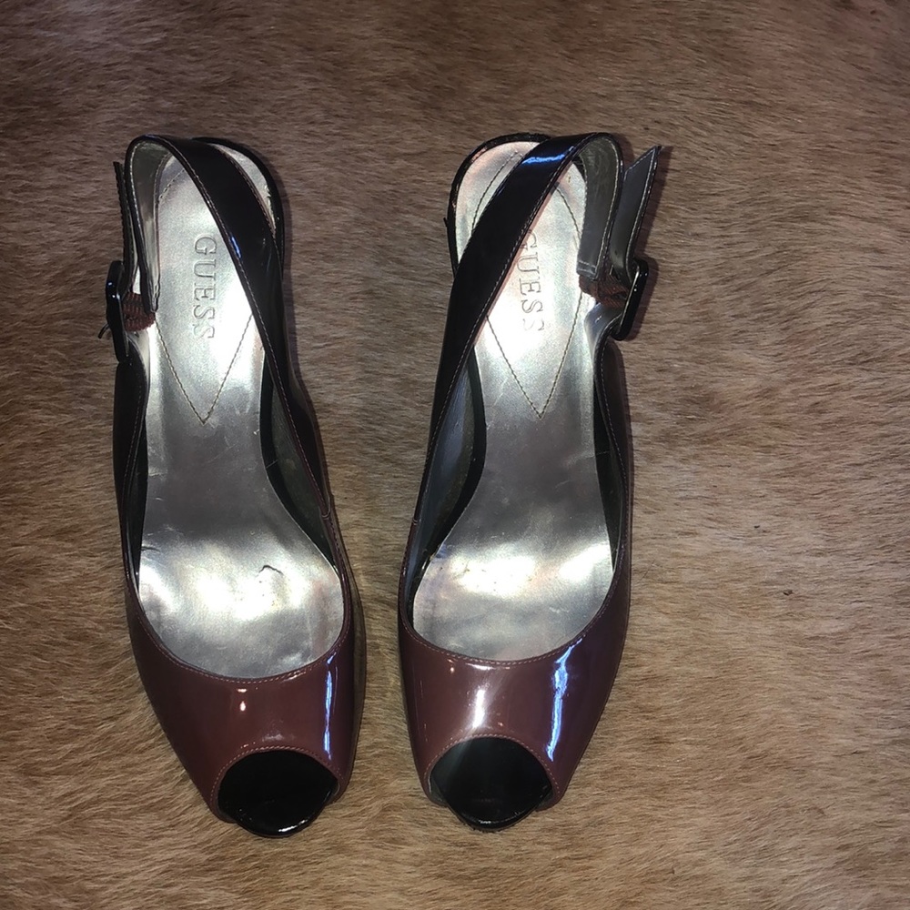 Guess Purple Pumps